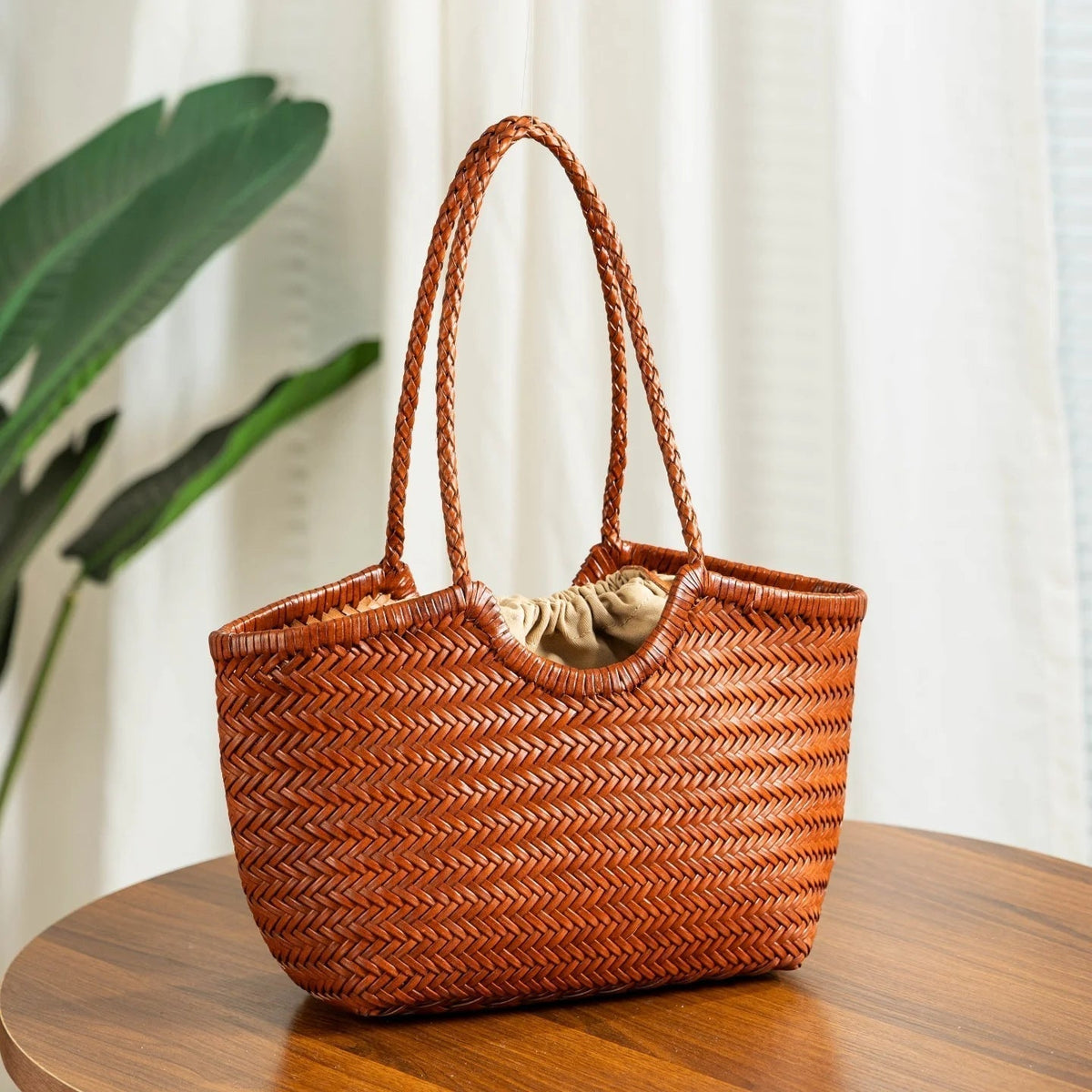 Alba Woven Tote Bag in Green