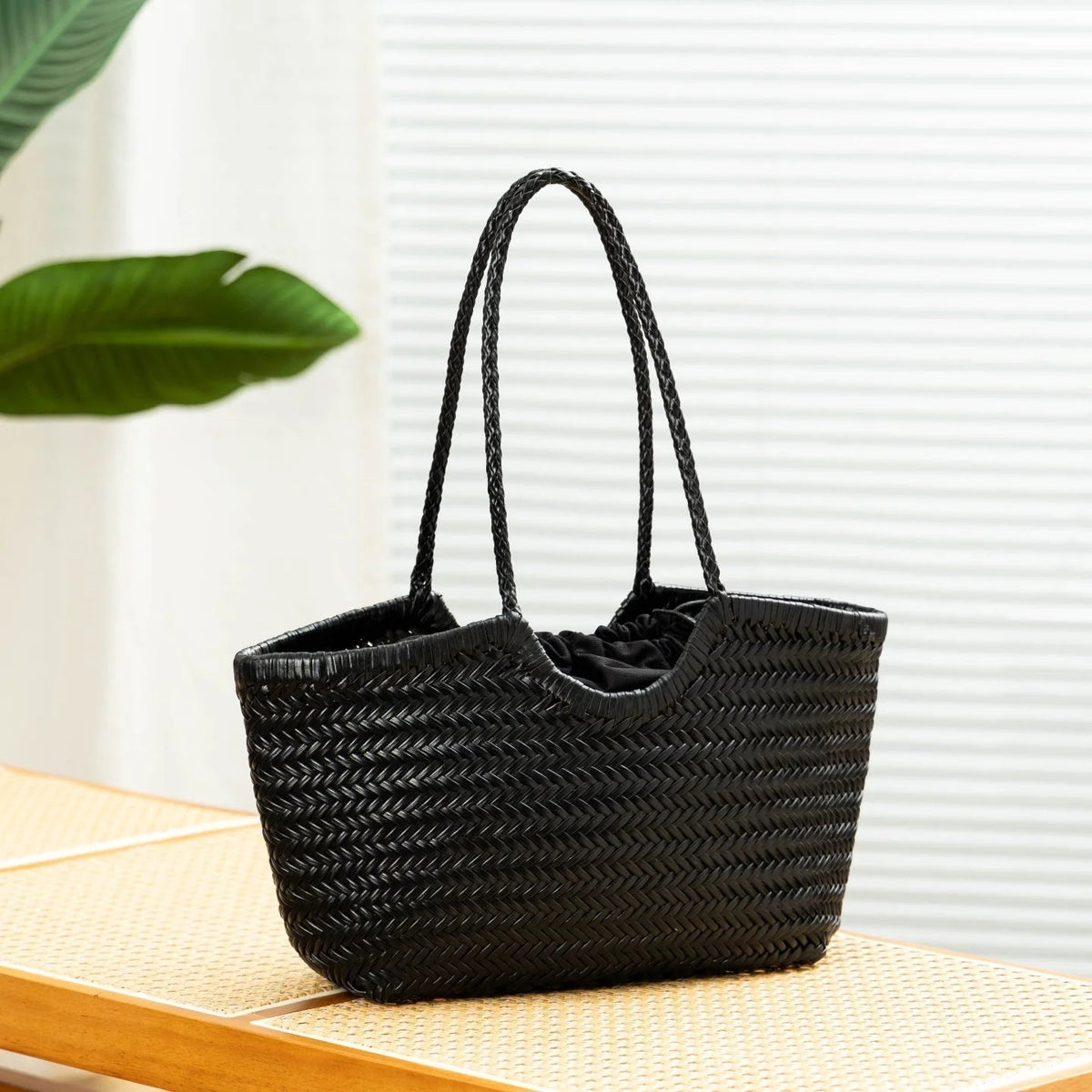 Alba Woven Tote Bag in Green