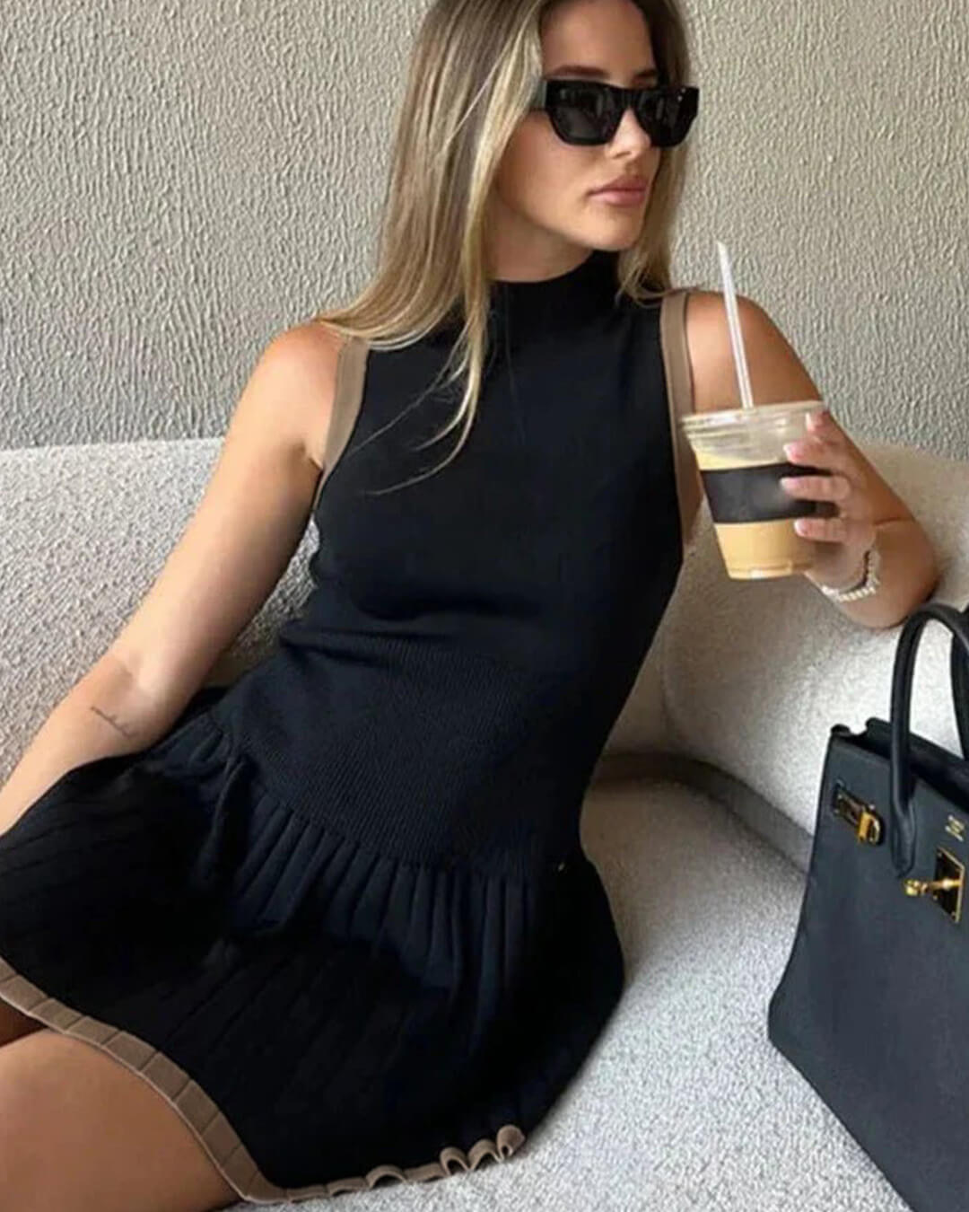 Πλεκτό φόρεμα Alice με χαμηλή μέση και σχέδιο με αντίθεση