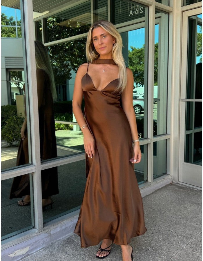 Σατέν μάξι φόρεμα Bianca με μαντίλι