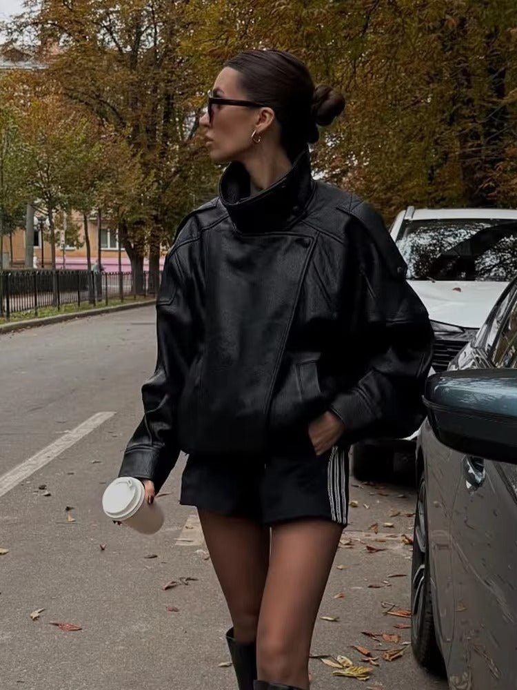 Ασύμμετρο δερμάτινο μπουφάν Carla