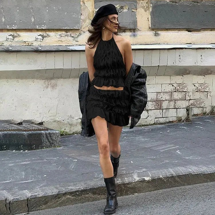Πλισέ σετ δύο κομματιών Carla με ανοιχτή πλάτη