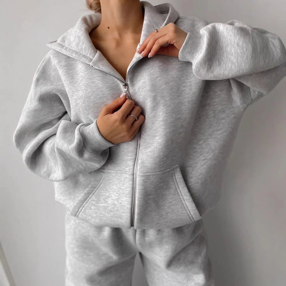 Σετ 2 τεμαχίων Cecilia Oversized φούτερ με κουκούλα και παντελόνι φόρμας