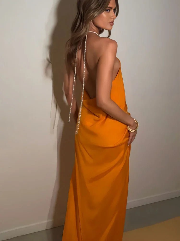 Μάξι φόρεμα Claudia με παγιέτες και λαιμόκοψη halter