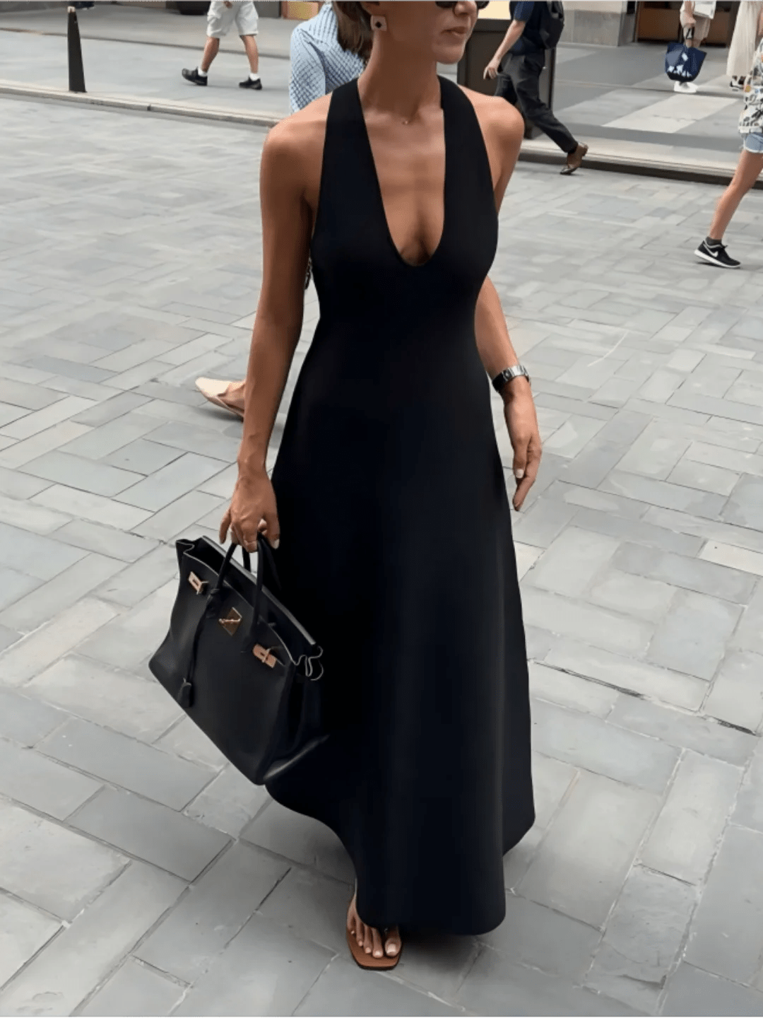 Μάξι φόρεμα halter Erica με βαθύ V ντεκολτέ