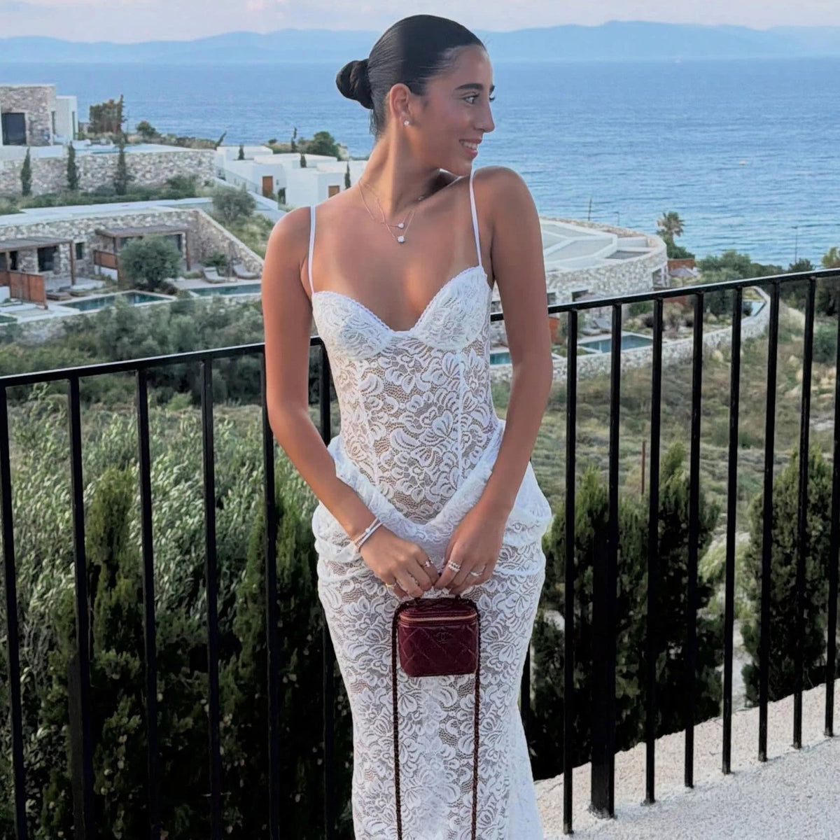 Μάξι φόρεμα με κορσέ και δαντέλα Isabella