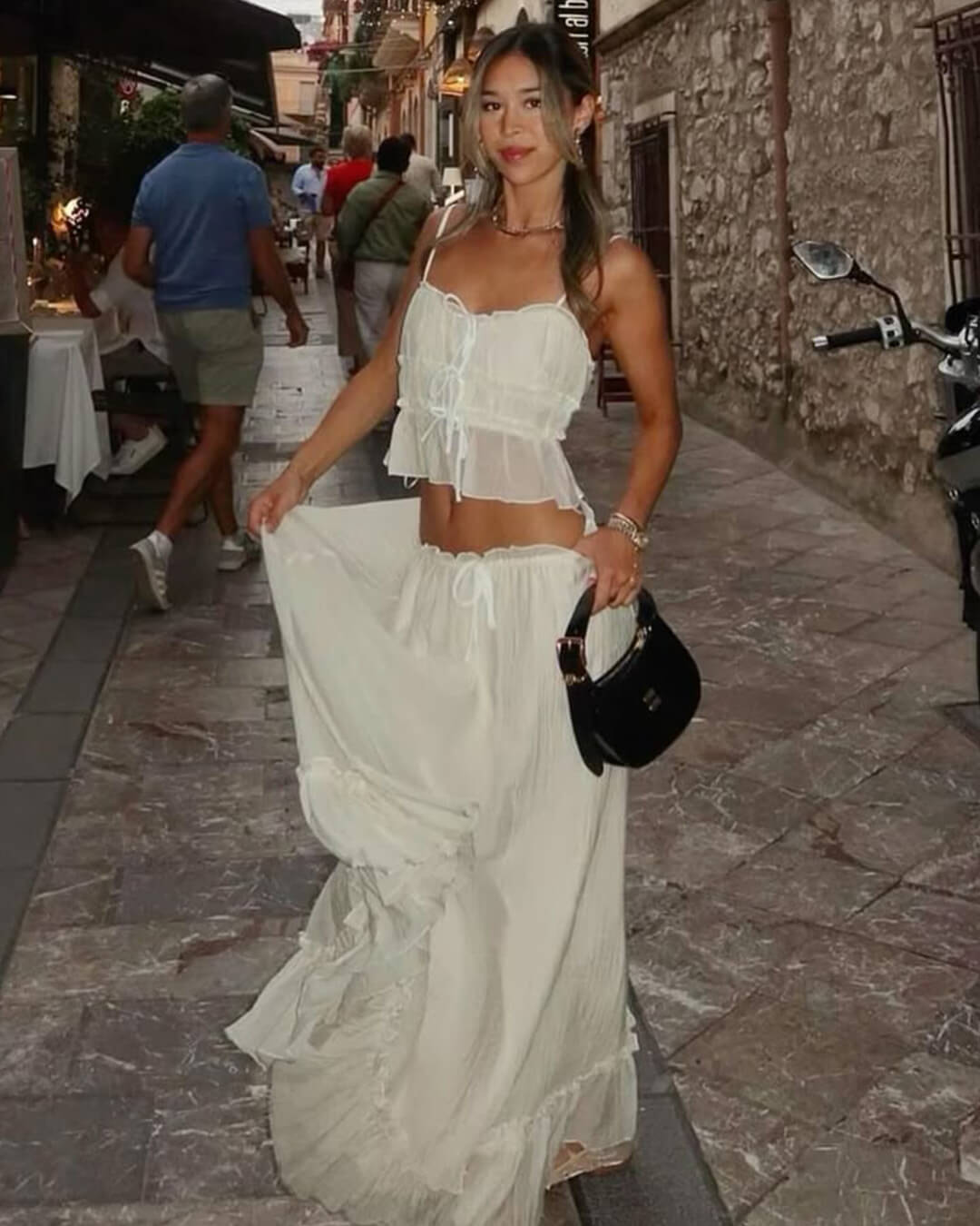 Σετ Julia με τοπ με τιράντες και σούρα και μάξι φούστα