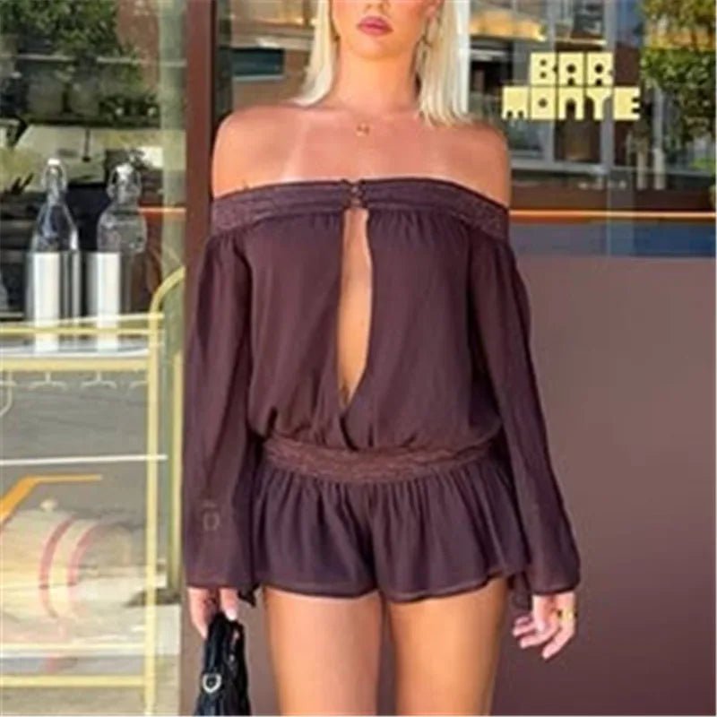 Ολόσωμο σορτς Melanie από σιφόν με ακάλυπτους ώμους