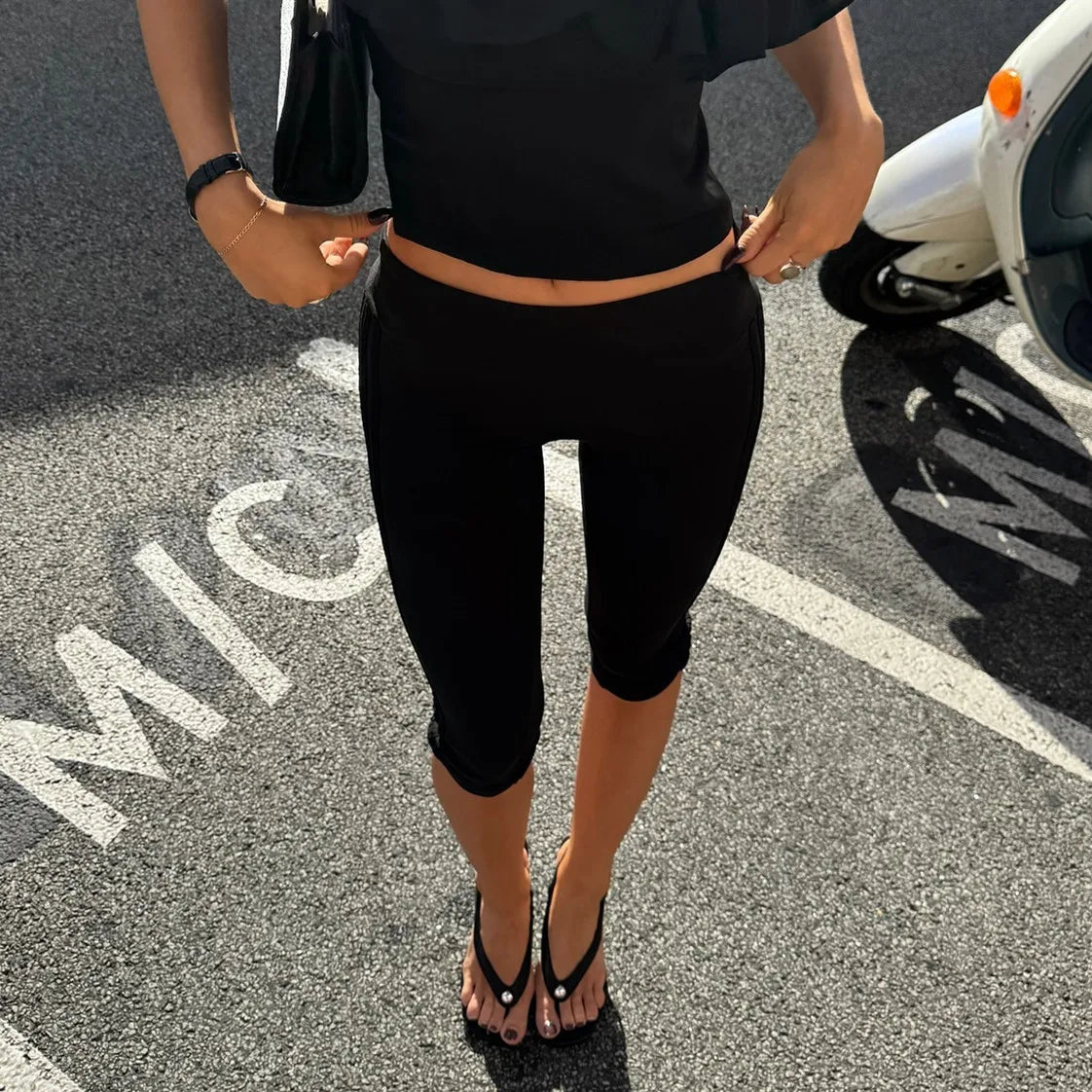 Millie Split Hem Capri Leggings