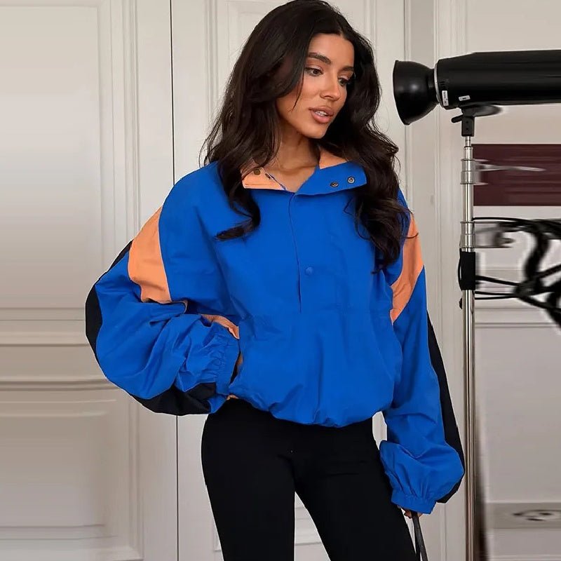 Oversized κοντό μπουφάν Nerea με συνδυασμό χρωμάτων