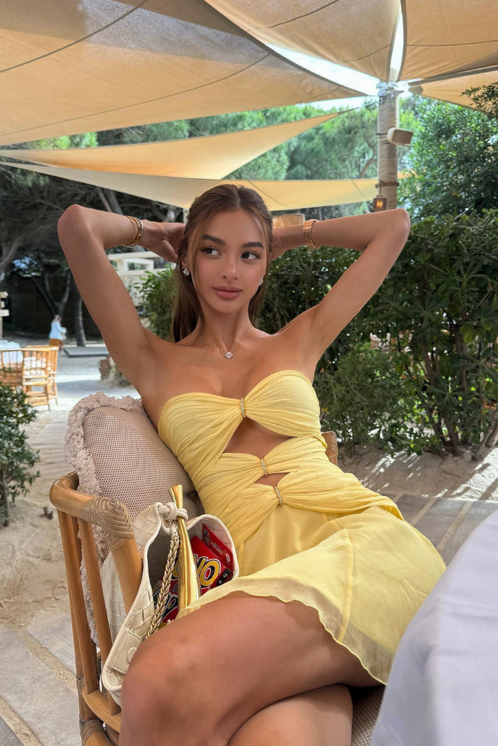 Μίνι στράπλες φόρεμα με ανοίγματα Nina