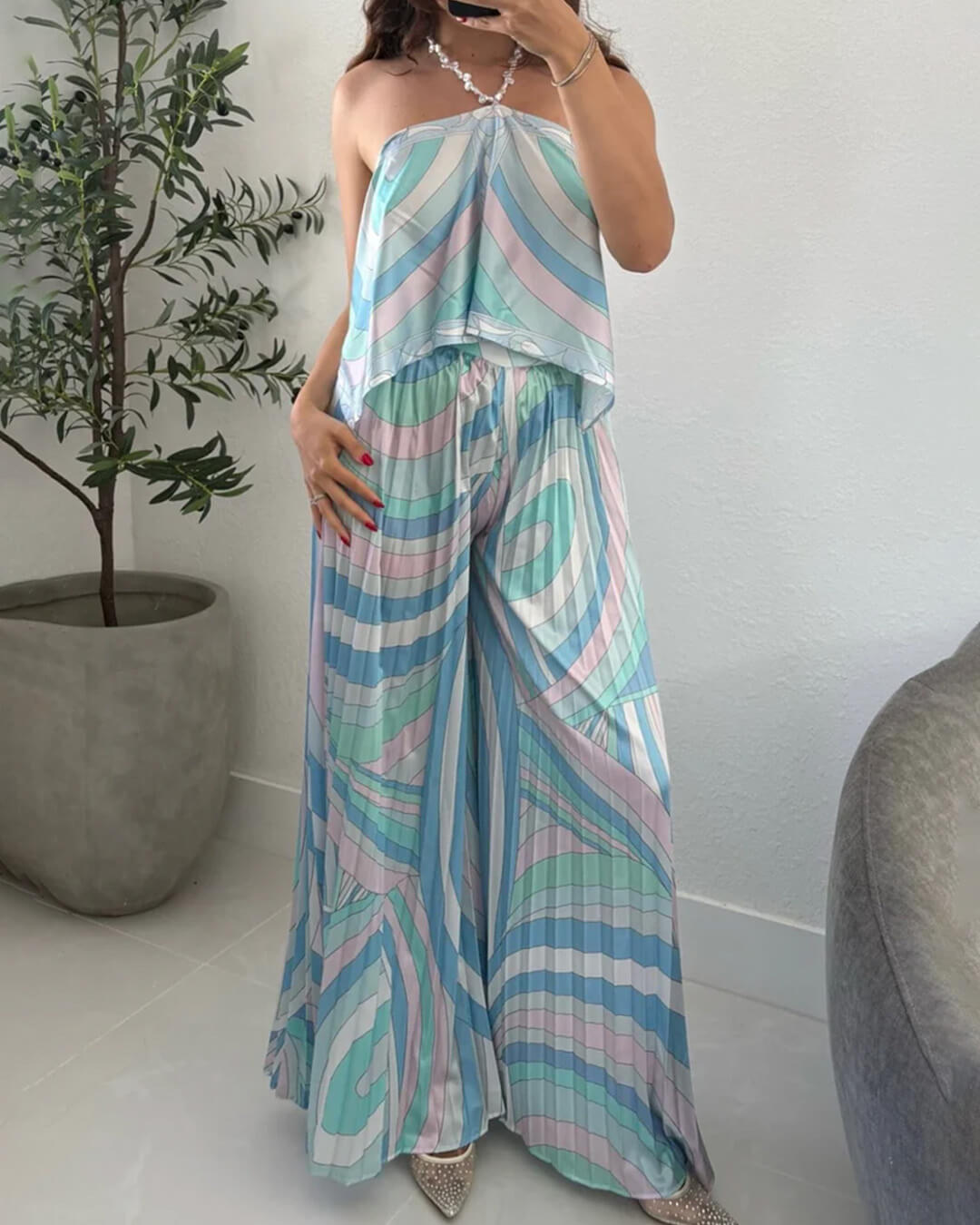 Σετ co-ord με πλισέ κάπρι παντελόνι Nora