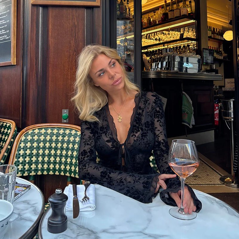 Δαντελένια μπλούζα Rachel με δέσιμο μπροστά