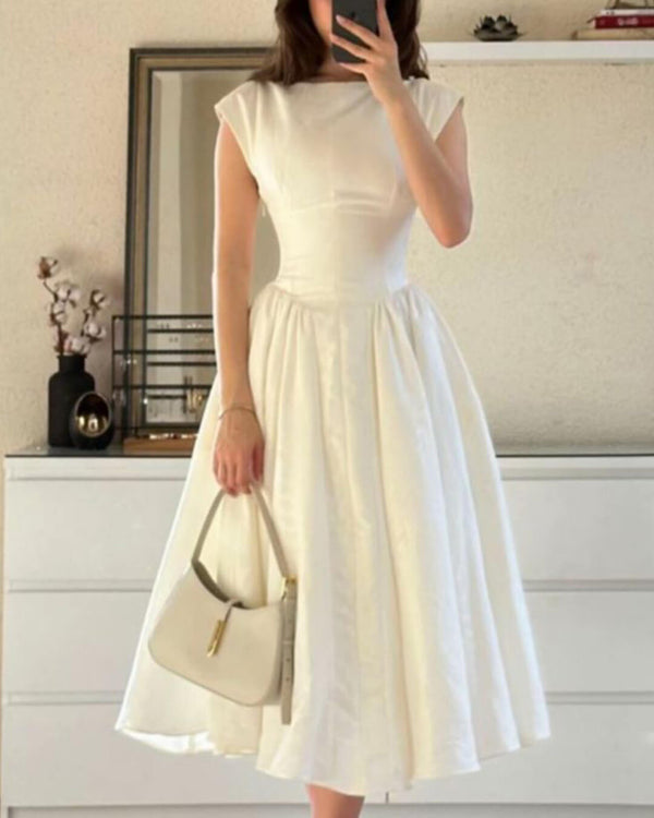 Μίντι φόρεμα χωρίς μανίκια με cut-out Rosalind