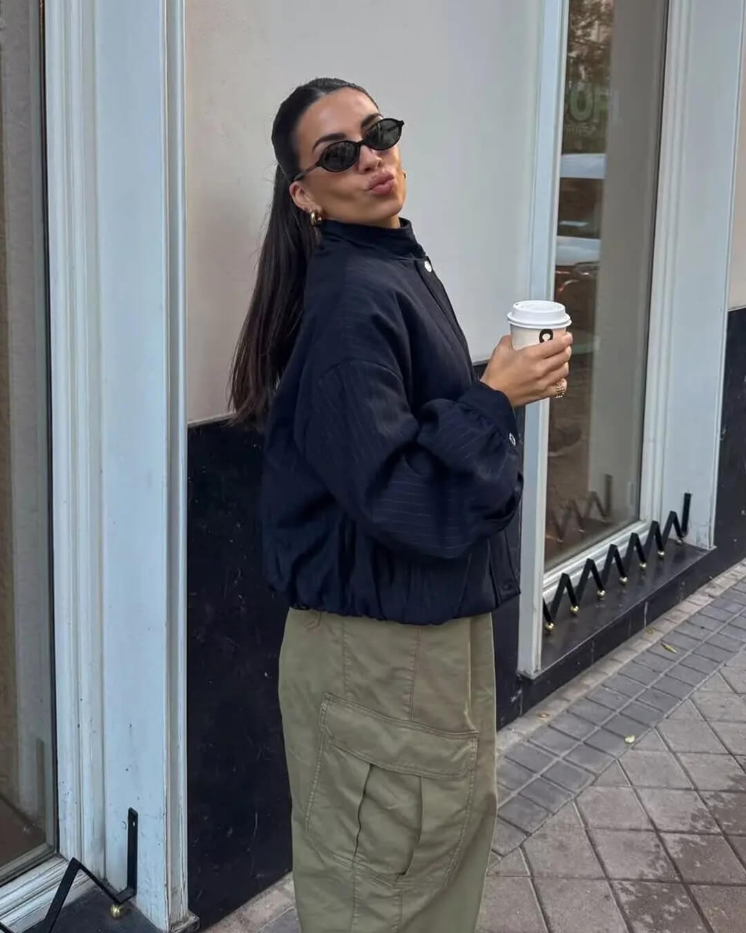 Ριγέ τζάκετ Selena με όρθιο γιακά