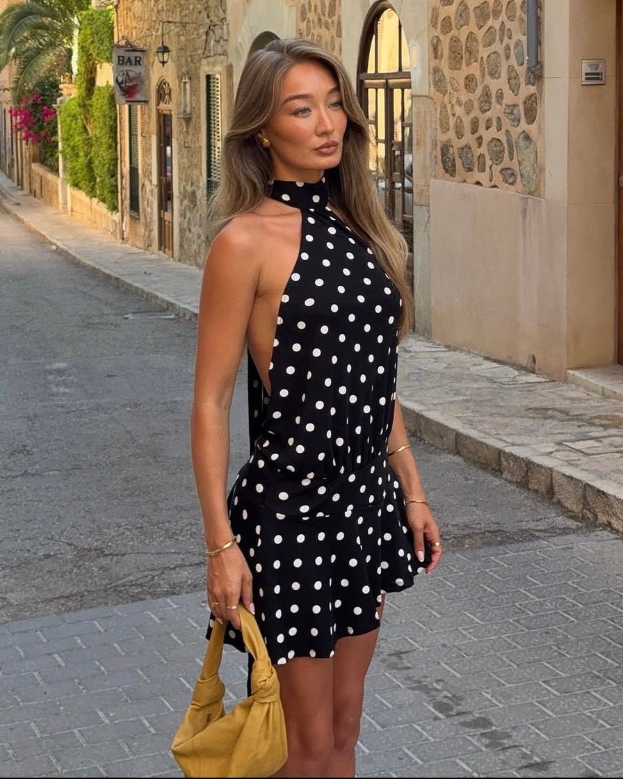 Μίνι φόρεμα Serena με halter λαιμόκοψη, πουά μοτίβο και ανοιχτή πλάτη