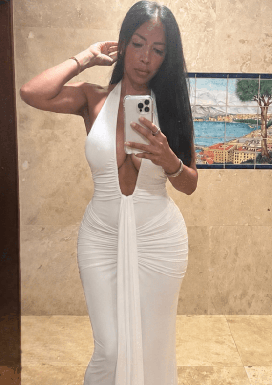 Μάξι φόρεμα με halter λαιμόκοψη και σούρες Sienna