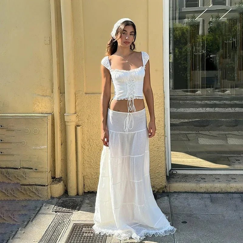 Δαντελένιο σετ δύο τεμαχίων Sophia με έξω τους ώμους