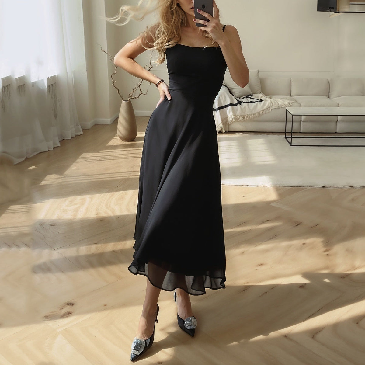 Μίντι φόρεμα Sophia χωρίς μανίκια