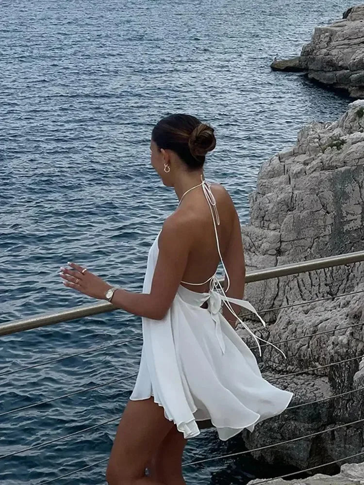 Καλοκαιρινό φόρεμα με ακάλυπτους ώμους και cut-out λεπτομέρειες Zinnia