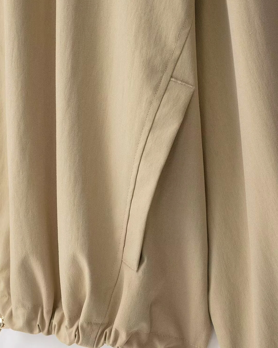 Tuva Hooded Zip Jacket in beige – detail